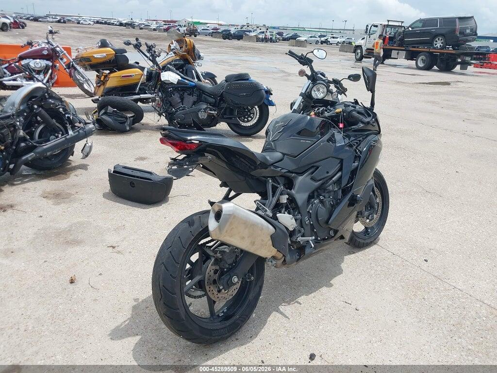 ML5ZXCP10SDA42437 2025 KAWASAKI ZX400 photo no. 4