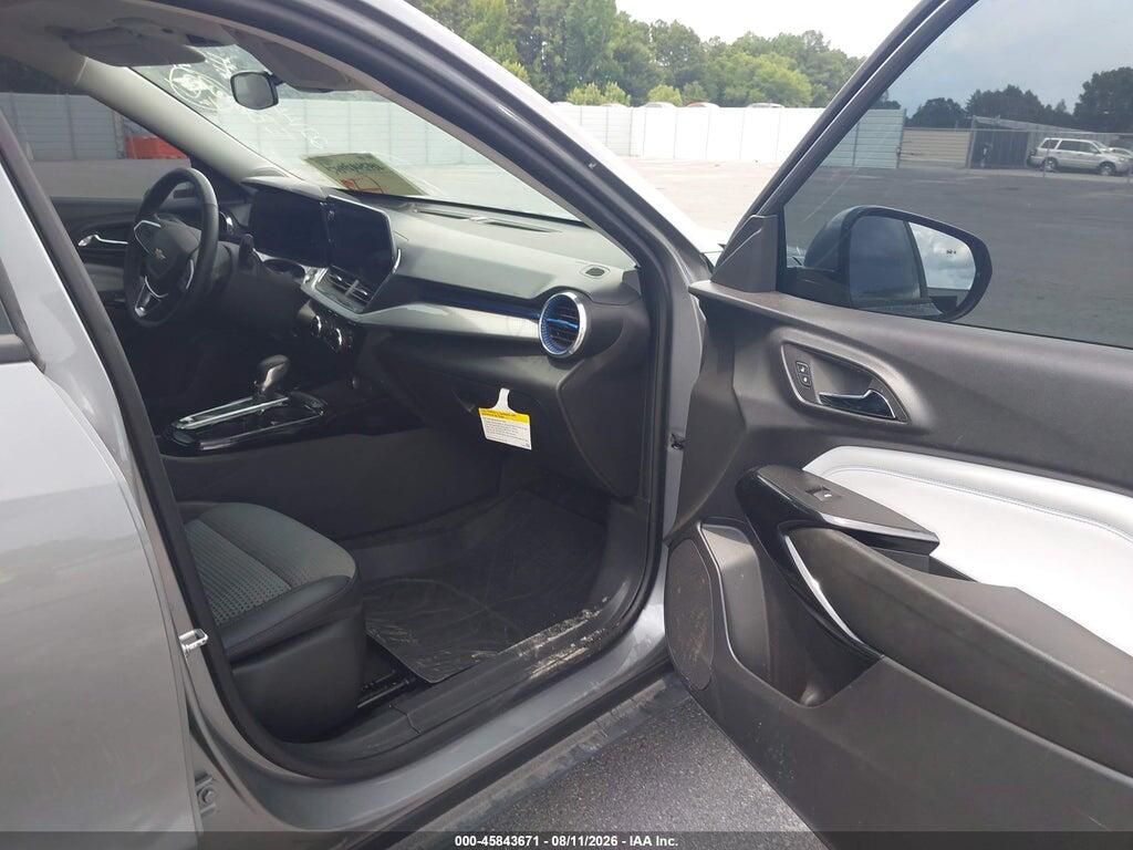 KL77LHEP3SC221441 2025 CHEVROLET TRAX photo no. 5