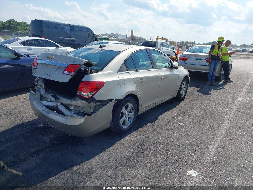 1G1PC5SB6F7295826 2015 CHEVROLET CRUZE photo no. 4