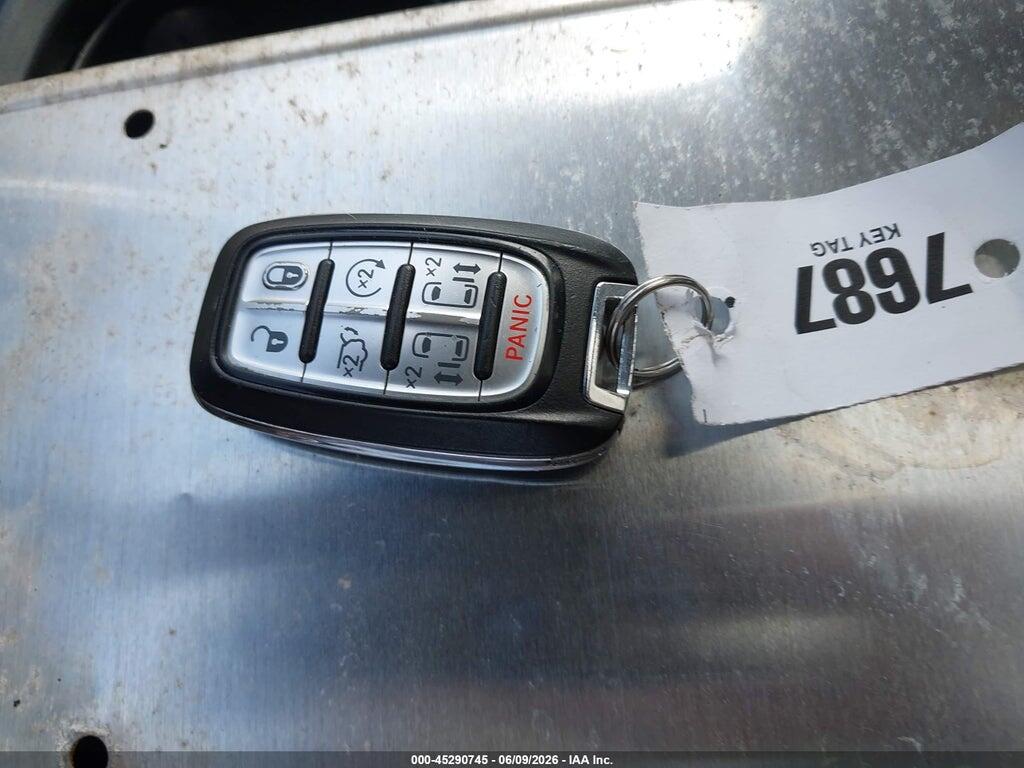 2C4RC1GG4HR635621 2017 CHRYSLER PACIFICA photo no. 11