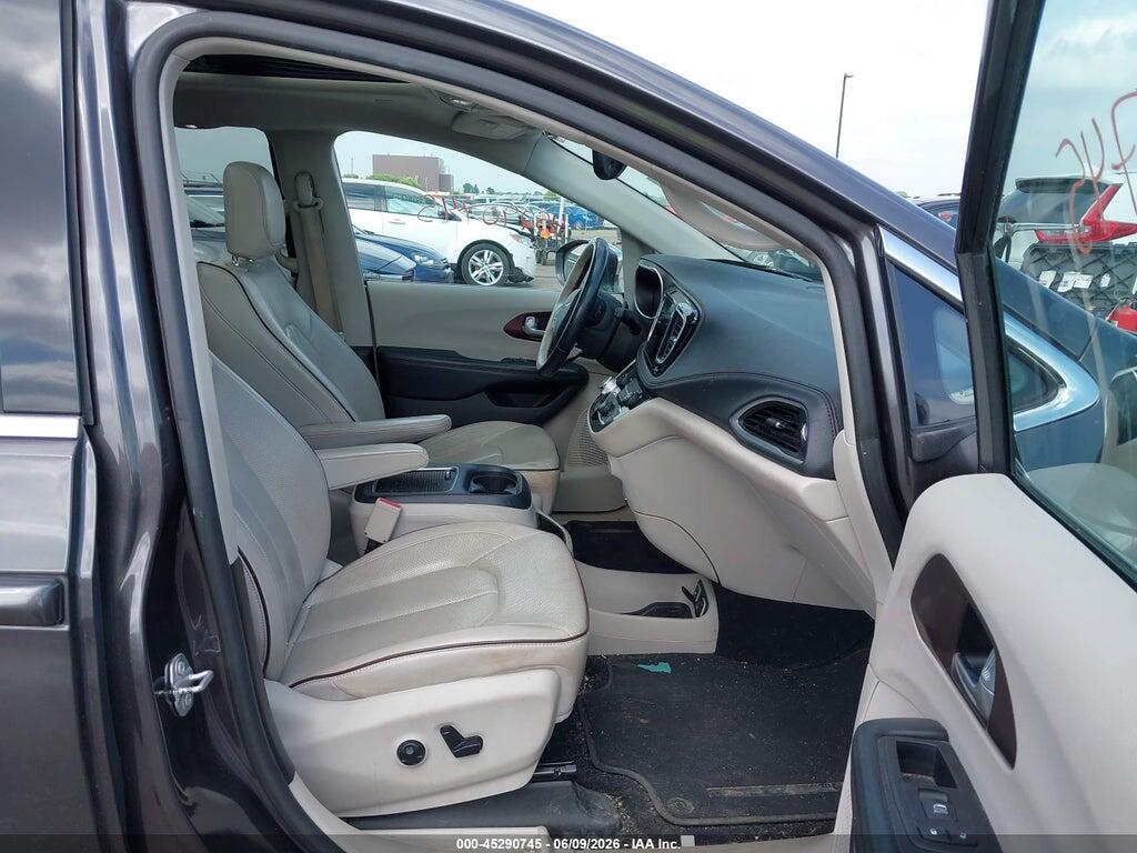 2C4RC1GG4HR635621 2017 CHRYSLER PACIFICA photo no. 5