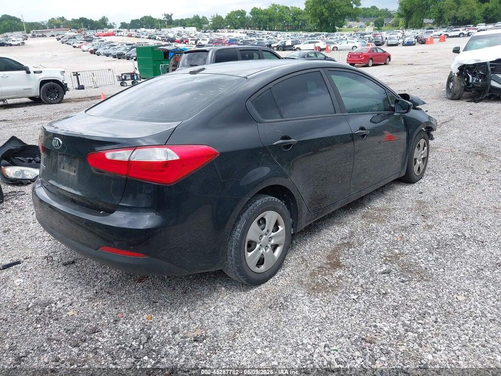 KNAFK4A68G5586620 2016 KIA FORTE photo no. 4