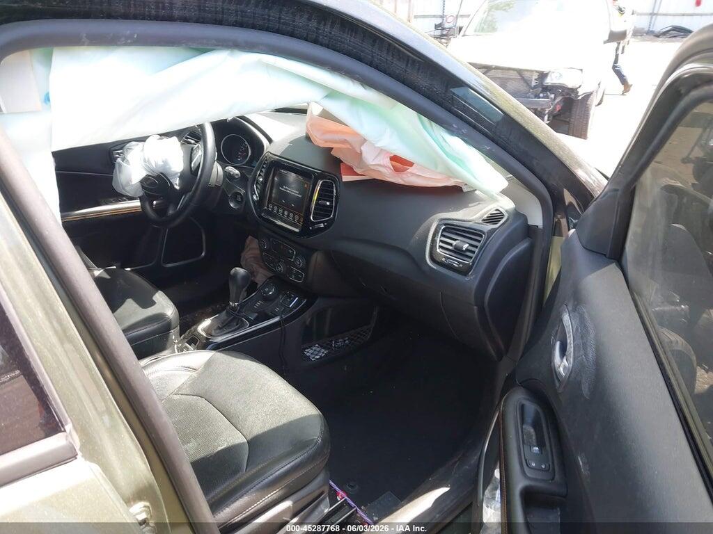 3C4NJDCBXJT458169 2018 JEEP COMPASS photo no. 5