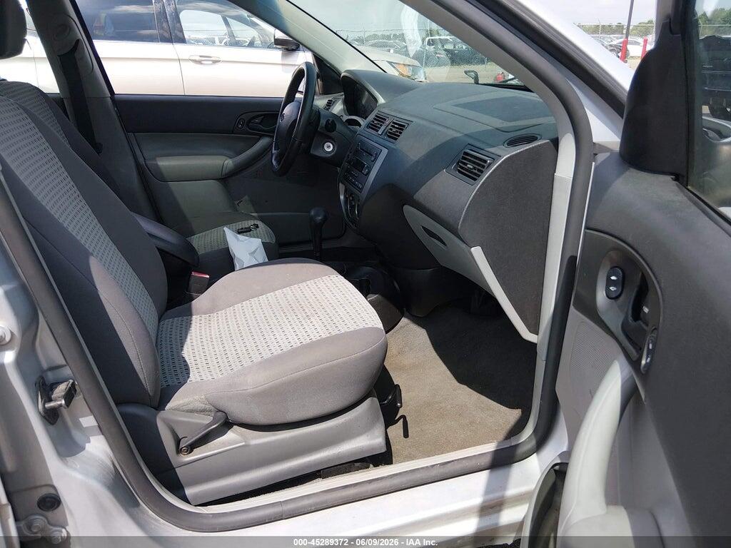 1FAHP34N96W233229 2006 FORD FOCUS photo no. 5