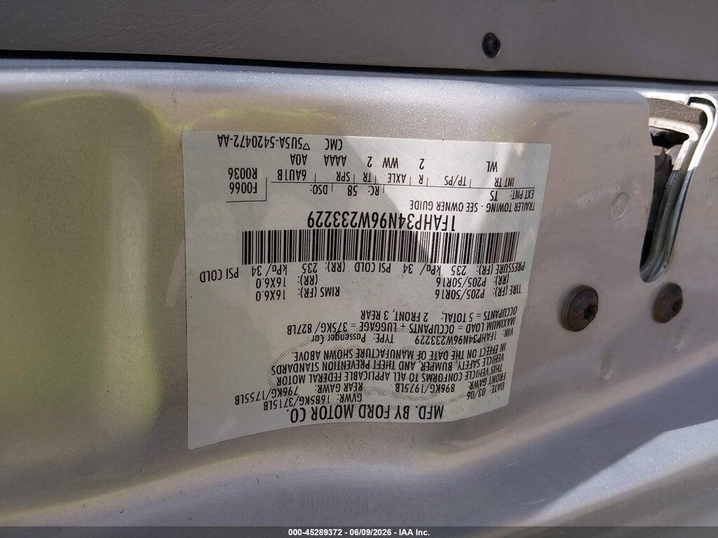 1FAHP34N96W233229 2006 FORD FOCUS photo no. 9
