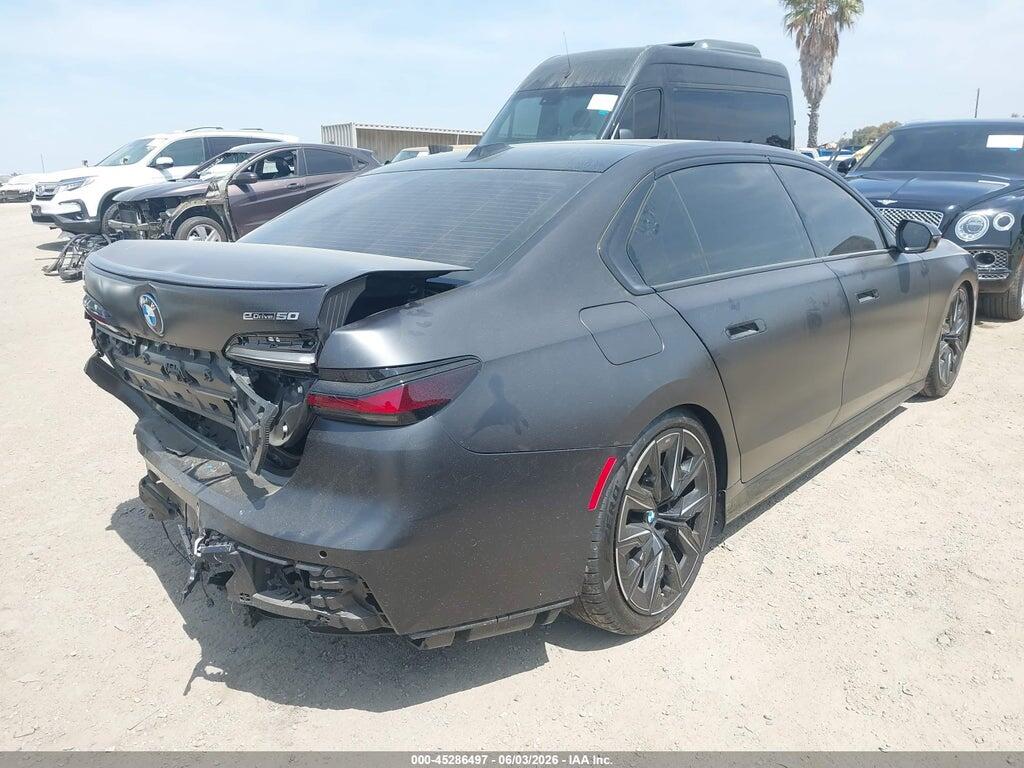 WBY43EJ09SCT83750 2025 BMW I7 photo no. 4