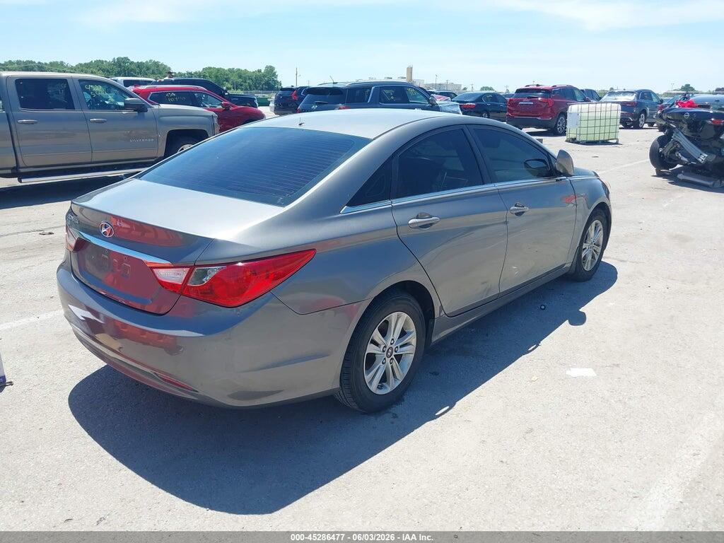 5NPEB4AC3DH685281 2013 HYUNDAI SONATA photo no. 4