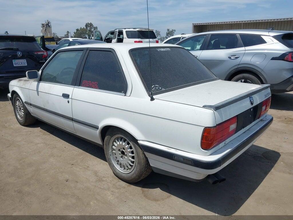 WBAAB6401J8228259 1988 BMW 325 photo no. 3