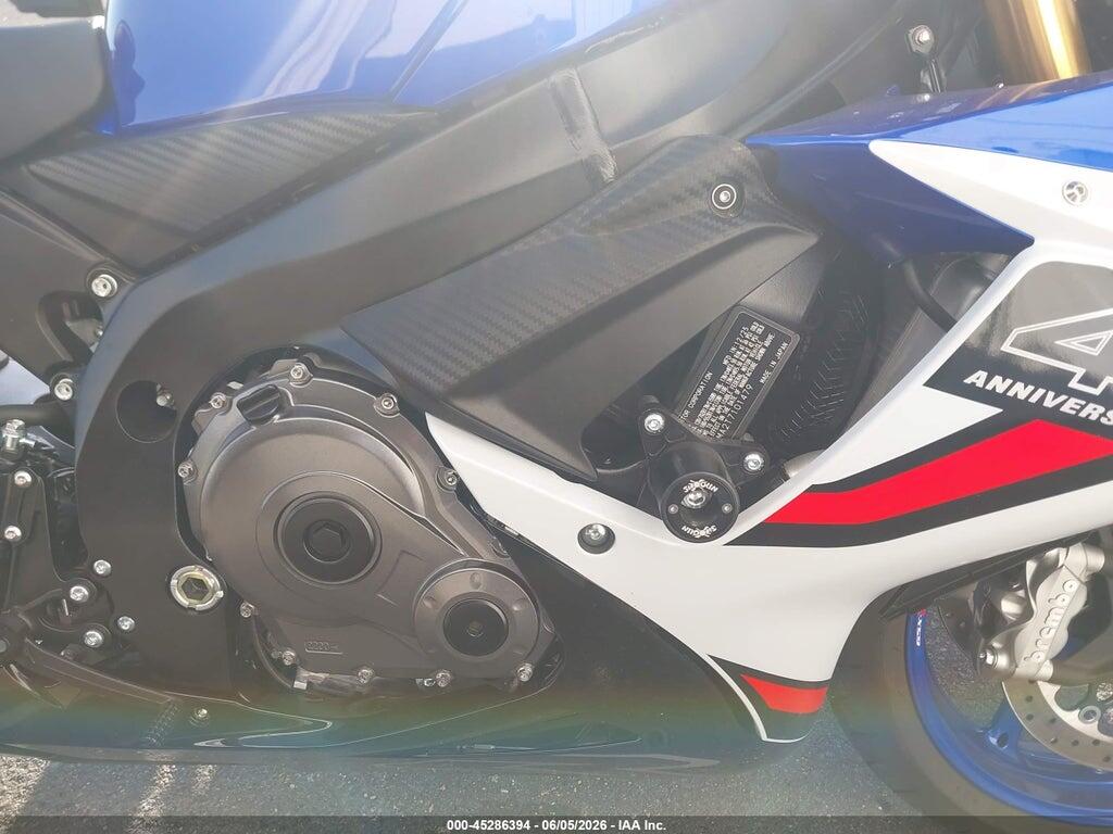 JS1GR7MA2T7101479 2026 SUZUKI GSX-R750 photo no. 8