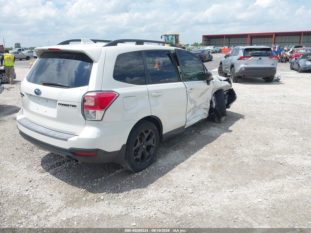 JF2SJAEC0JH456406 2018 SUBARU FORESTER photo no. 4