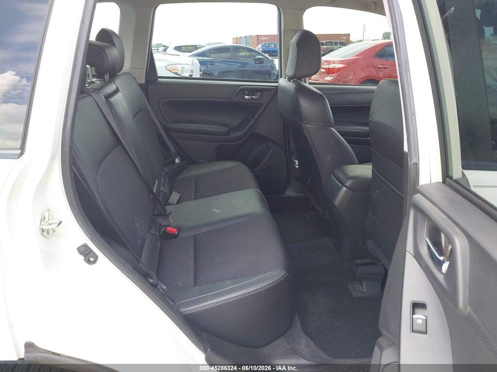 JF2SJAEC0JH456406 2018 SUBARU FORESTER photo no. 8