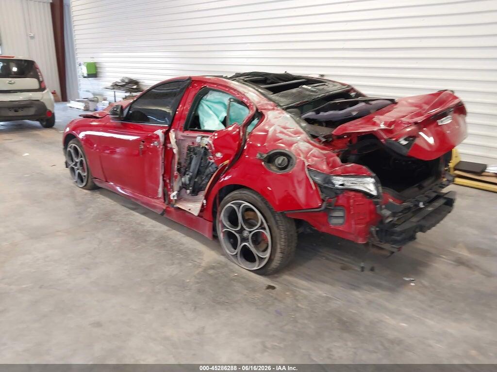 ZARFANBN2P7670959 2023 ALFA ROMEO GIULIA photo no. 3
