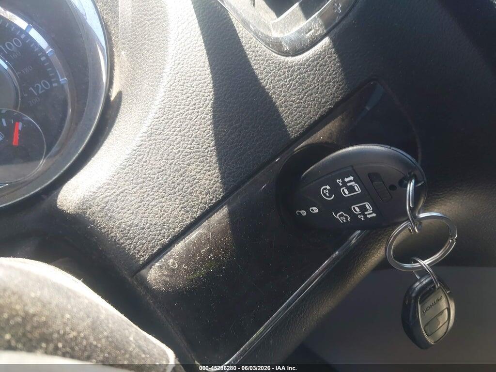 2C4RC1BGXER243777 2014 CHRYSLER TOWN & COUNTRY photo no. 11