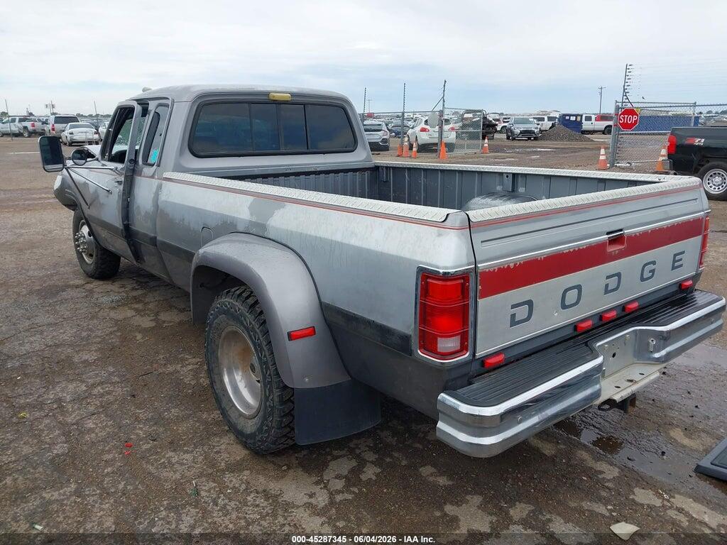 3B7ME33C0NM511013 1992 DODGE D-SERIES photo no. 3