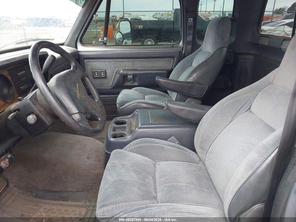 3B7ME33C0NM511013 1992 DODGE D-SERIES photo no. 7