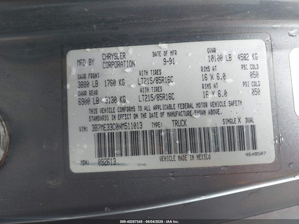 3B7ME33C0NM511013 1992 DODGE D-SERIES photo no. 8