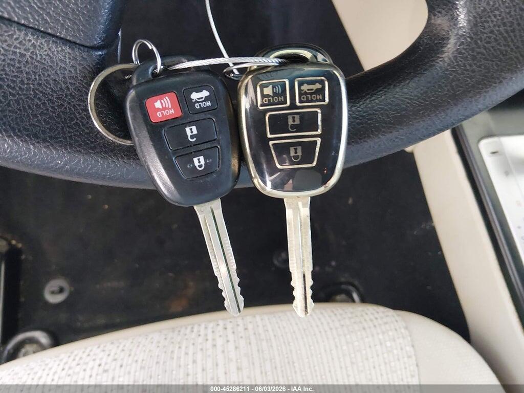 4T4BF1FK4DR285923 2013 TOYOTA CAMRY photo no. 11