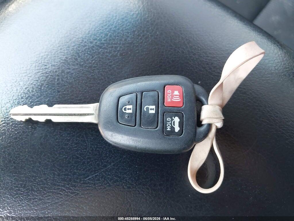 4T1BF1FK7GU558951 2016 TOYOTA CAMRY photo no. 11