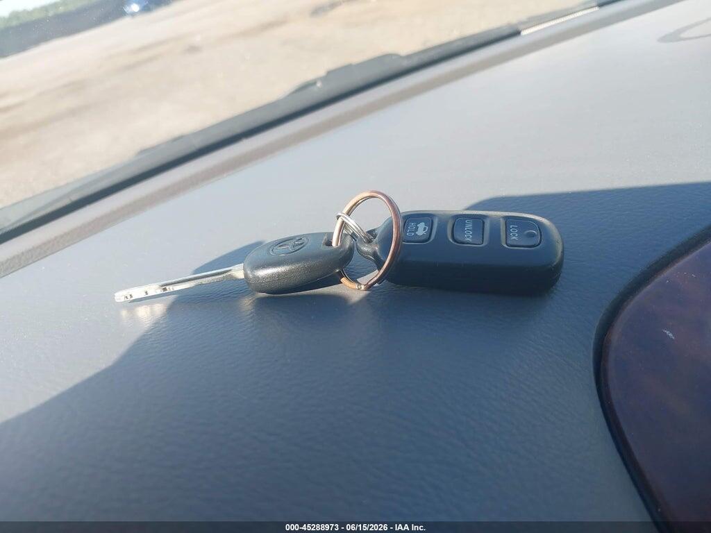 4T1BF30K74U072429 2004 TOYOTA CAMRY photo no. 11