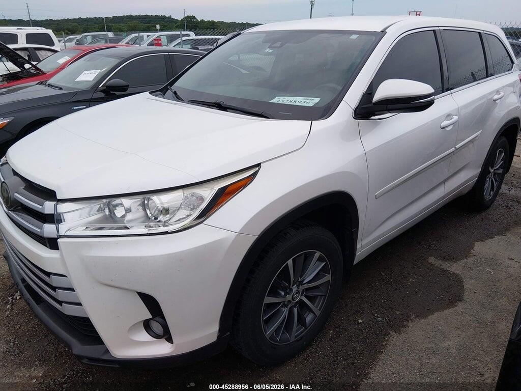 5TDZZRFH7JS241857 2018 TOYOTA HIGHLANDER photo no. 2