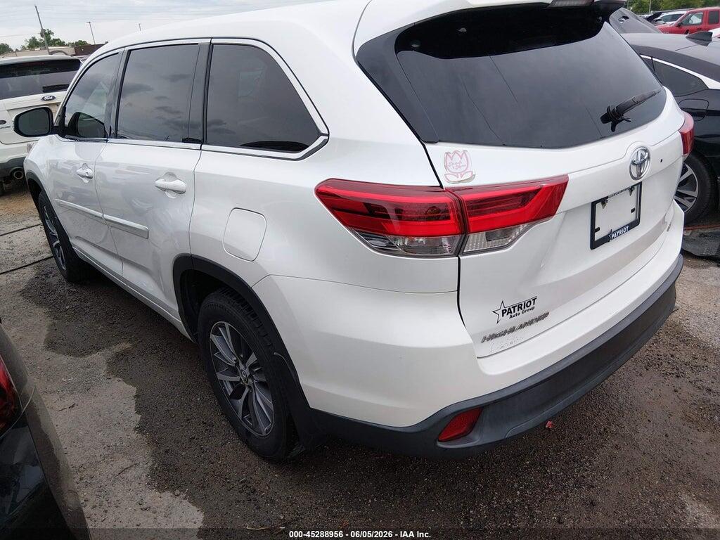 5TDZZRFH7JS241857 2018 TOYOTA HIGHLANDER photo no. 3
