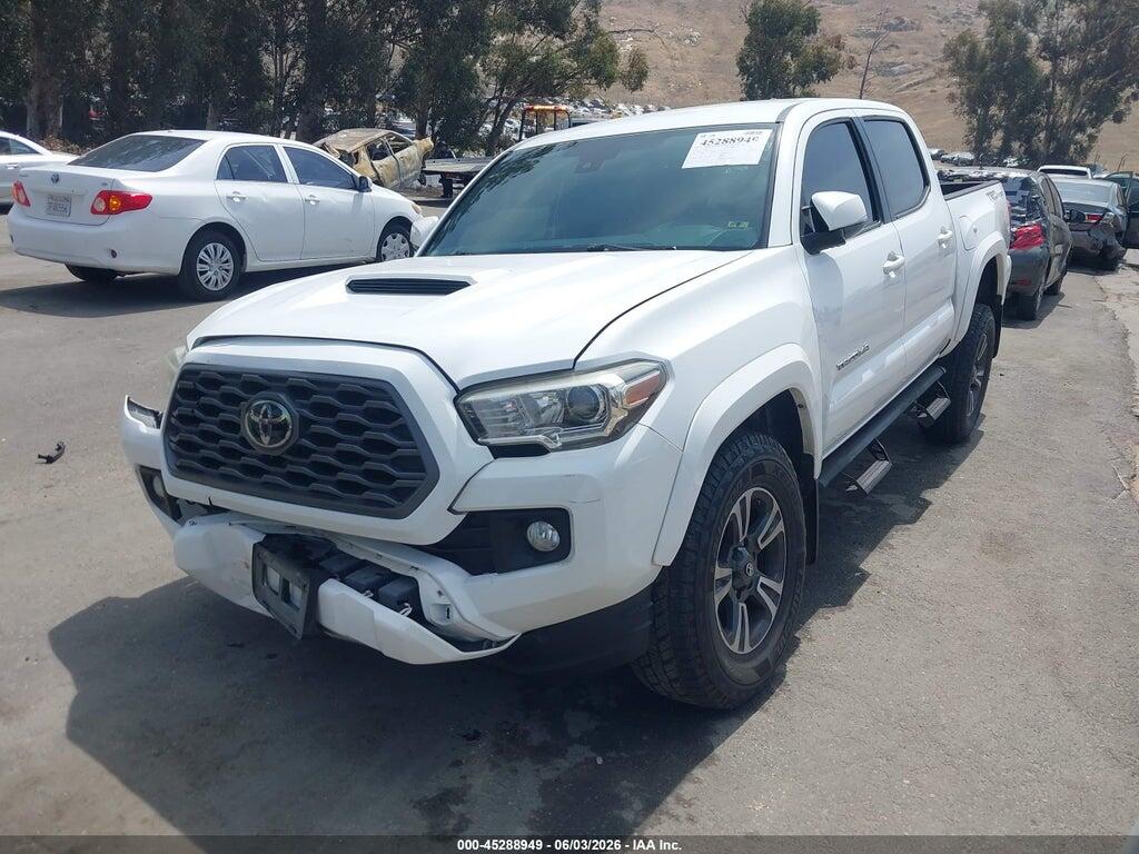3TMAZ5CN5JM057288 2018 TOYOTA TACOMA photo no. 2