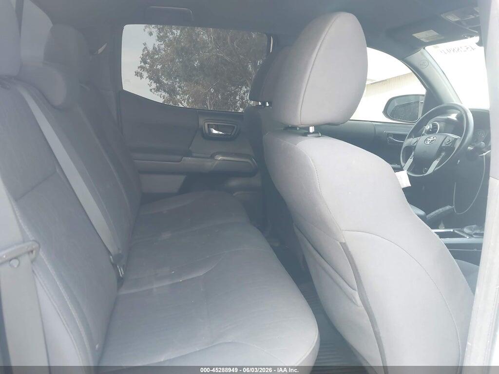 3TMAZ5CN5JM057288 2018 TOYOTA TACOMA photo no. 8