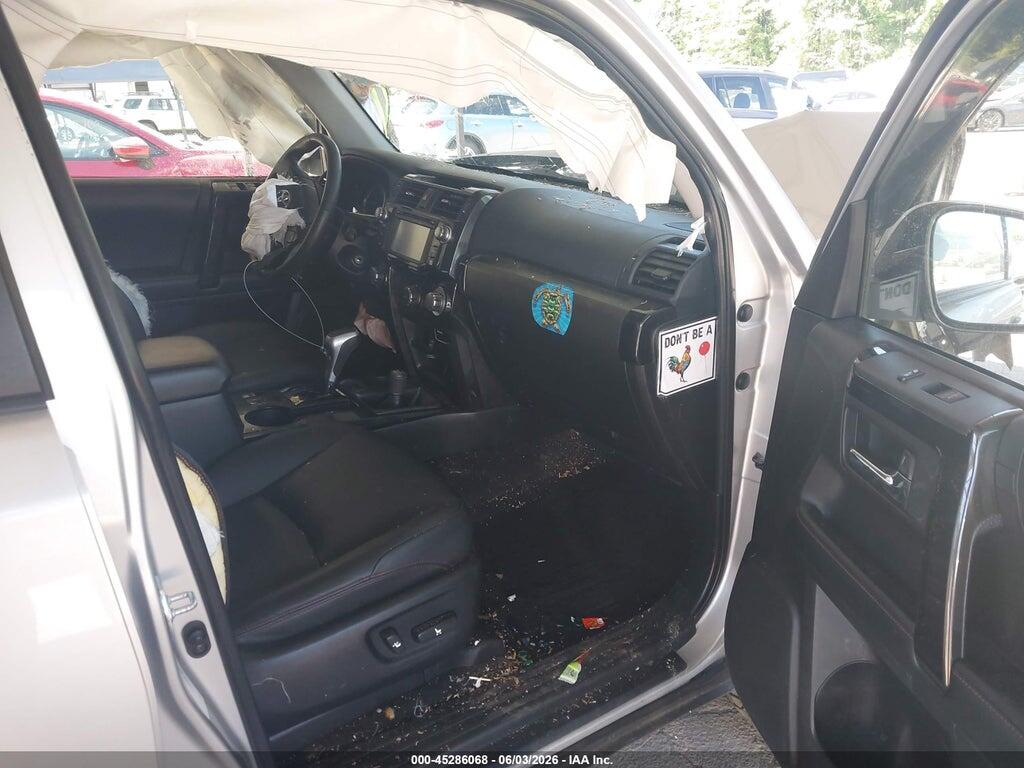 JTEBU5JR4K5658946 2019 TOYOTA 4RUNNER photo no. 5