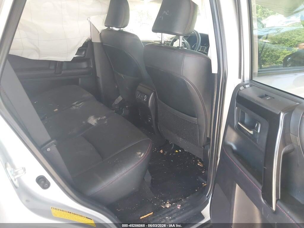 JTEBU5JR4K5658946 2019 TOYOTA 4RUNNER photo no. 8