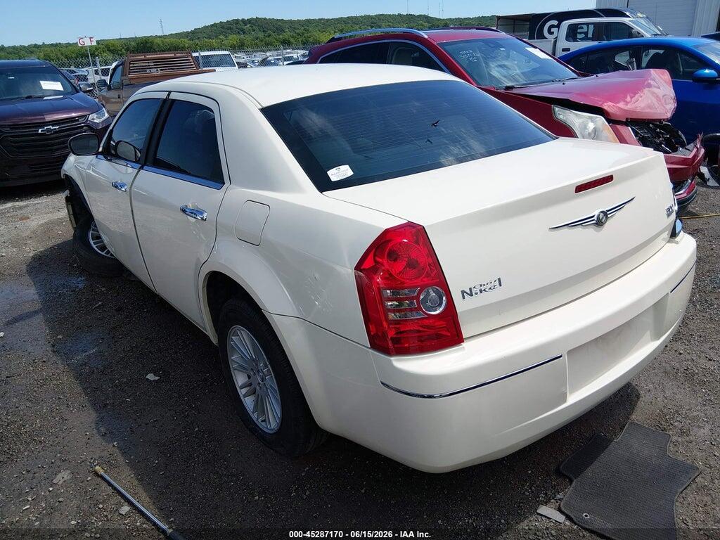 2C3CA4CD9AH123183 2010 CHRYSLER 300 photo no. 3