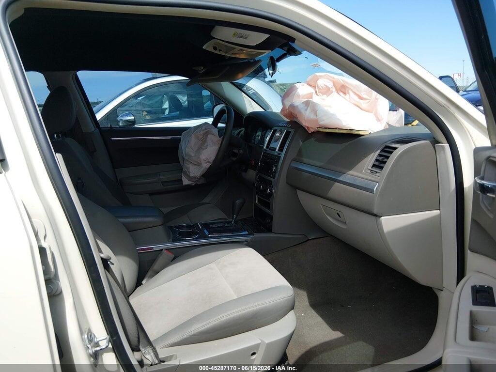 2C3CA4CD9AH123183 2010 CHRYSLER 300 photo no. 5