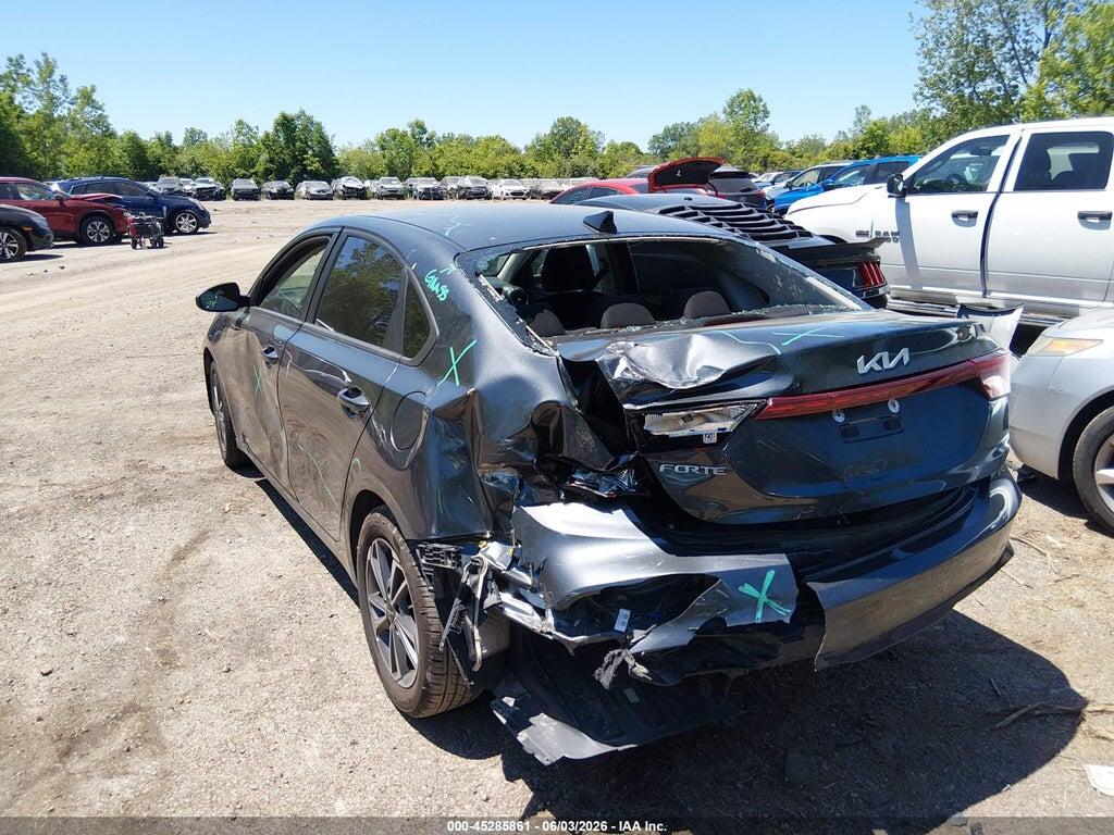 3KPF24AD0PE650137 2023 KIA FORTE photo no. 3