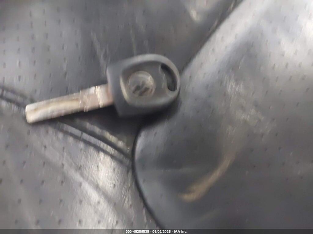 3VWBB61CXWM024887 1998 VOLKSWAGEN NEW BEETLE photo no. 11