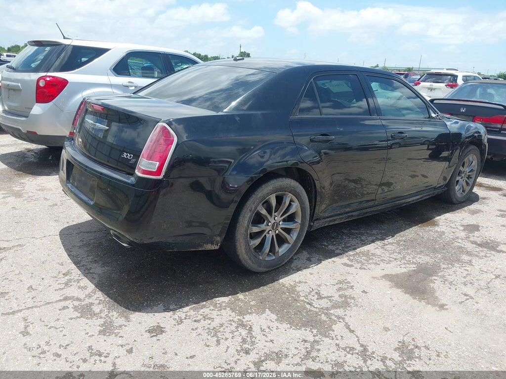 2C3CCAGG2EH229462 2014 CHRYSLER 300 photo no. 4