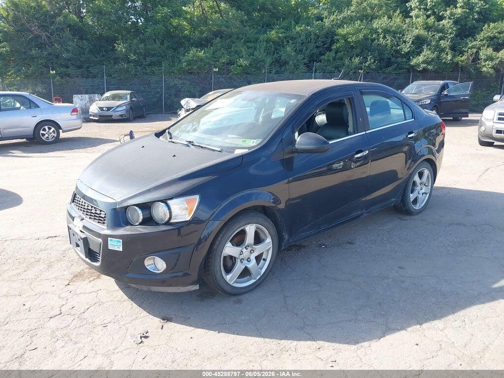 1G1JE5SB2D4117832 2013 CHEVROLET SONIC photo no. 2