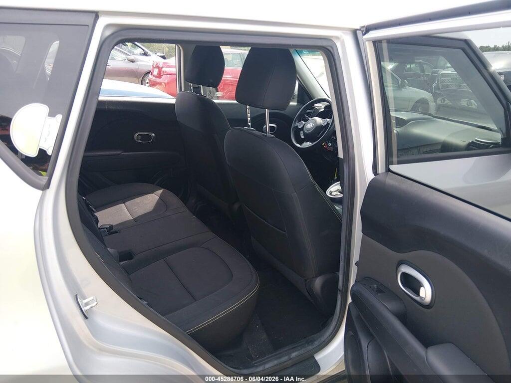KNDJP3A52G7828998 2016 KIA SOUL photo no. 8