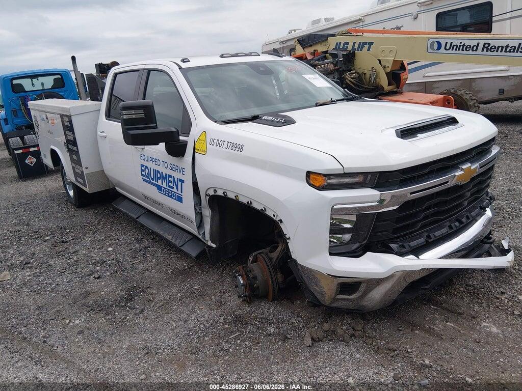 1GB4YTE70RF118887 2024 CHEVROLET SILVERADO 3500HD CHASSIS photo no. 1