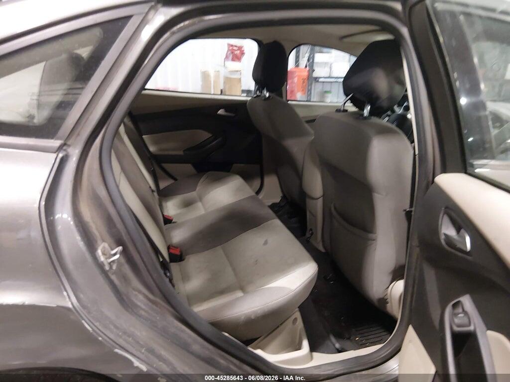1FAHP3F2XCL362287 2012 FORD FOCUS photo no. 8