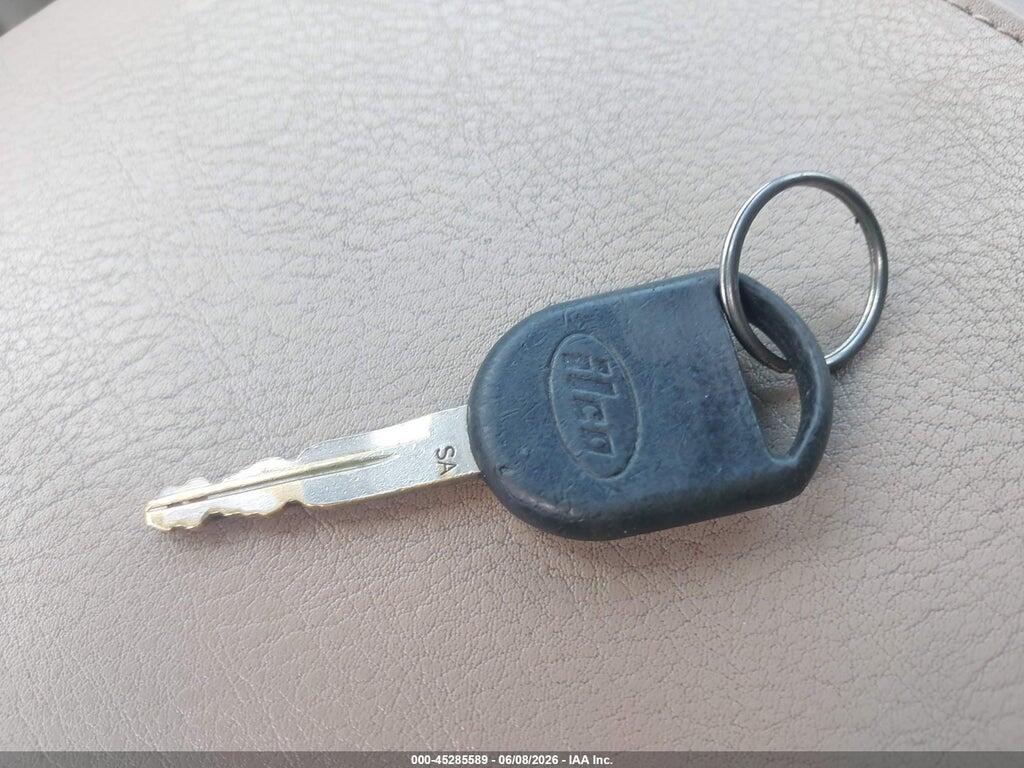 1FMRU15W73LC21110 2003 FORD EXPEDITION photo no. 11