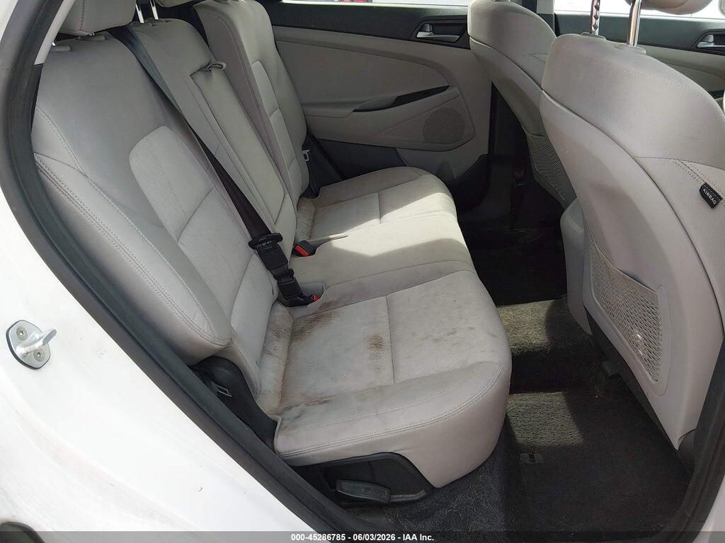 KM8J3CA40GU082759 2016 HYUNDAI TUCSON photo no. 8