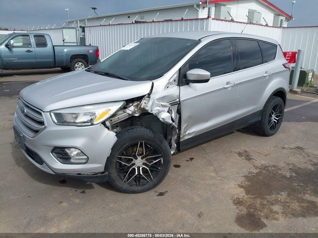 1FMCU0GD1HUC04722 2017 FORD ESCAPE photo no. 2
