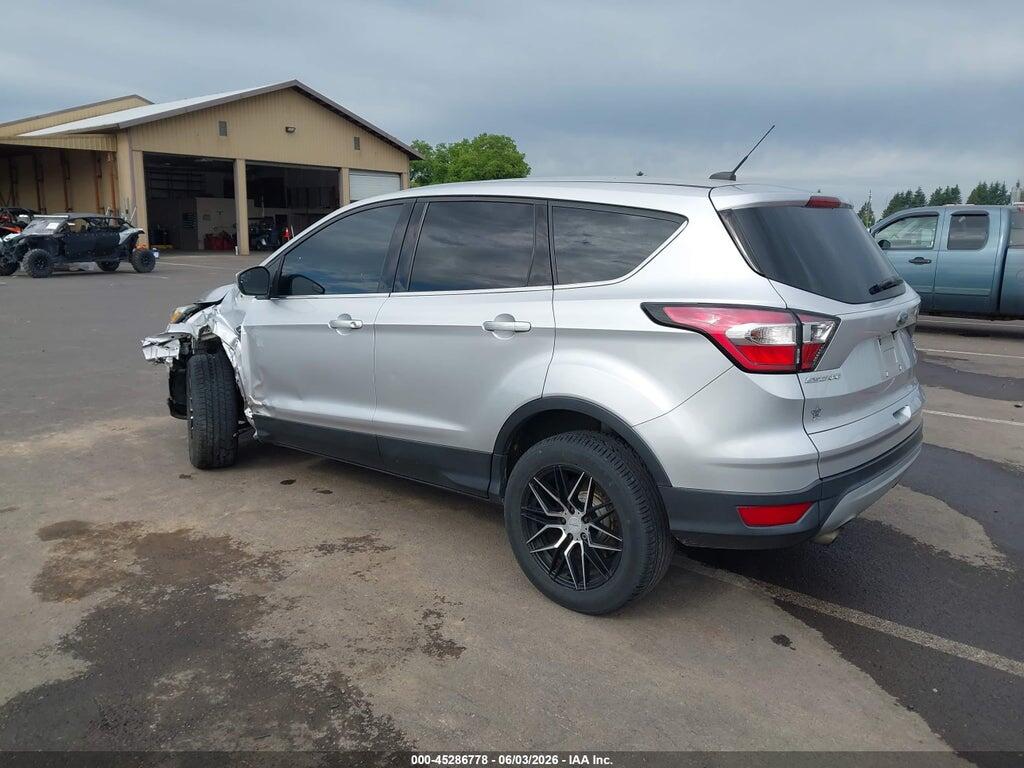 1FMCU0GD1HUC04722 2017 FORD ESCAPE photo no. 3