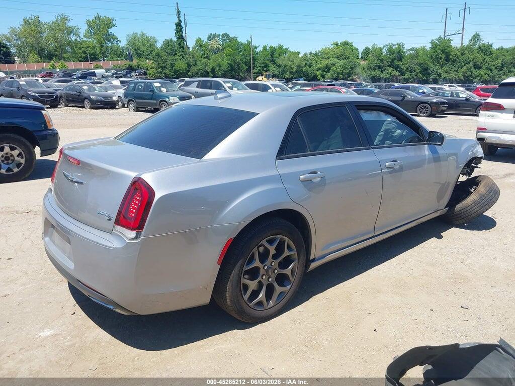 2C3CCAGG4JH269259 2018 CHRYSLER 300 photo no. 4