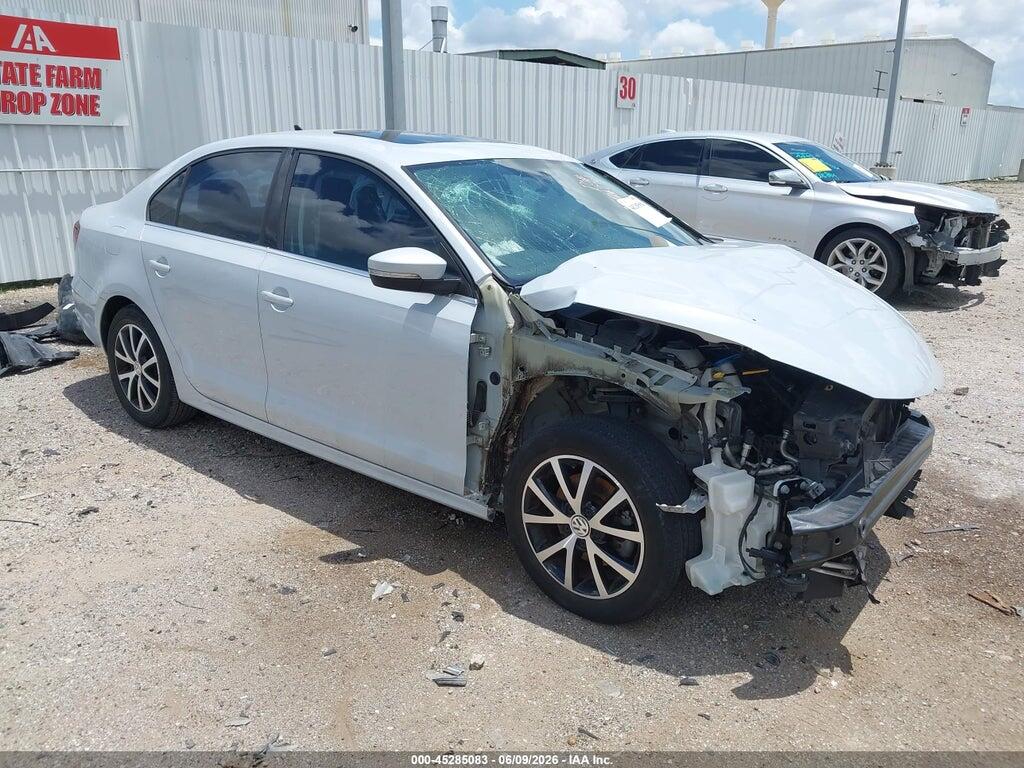3VWDB7AJ8HM412118 2017 VOLKSWAGEN JETTA photo no. 1