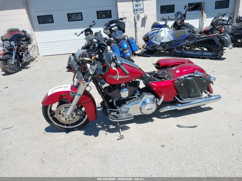 1HD1KBM33CB620623 2012 HARLEY-DAVIDSON FLHX photo no. 2