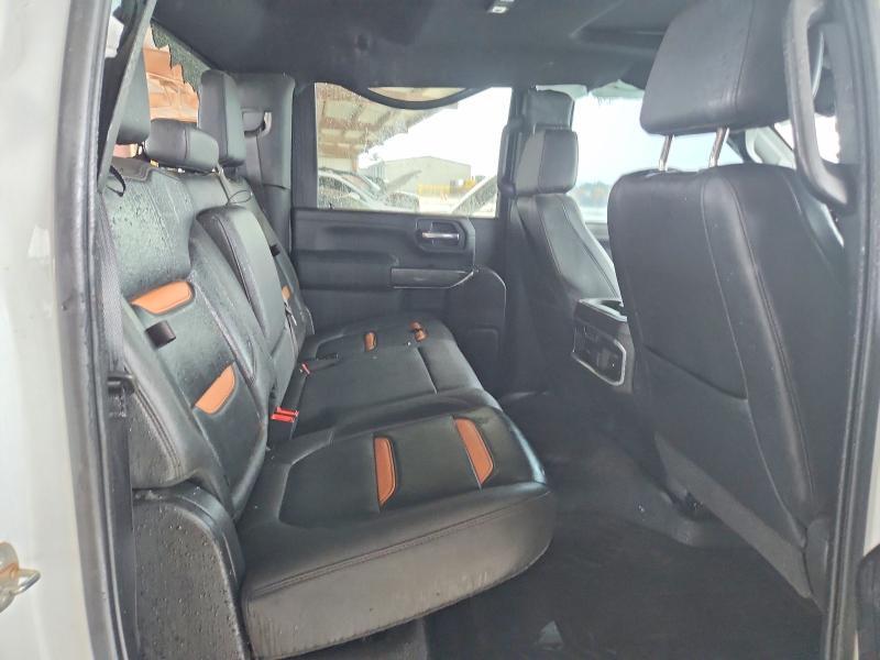 2023 GMC SIERRA K2500 AT4 — Фото 10 из 12