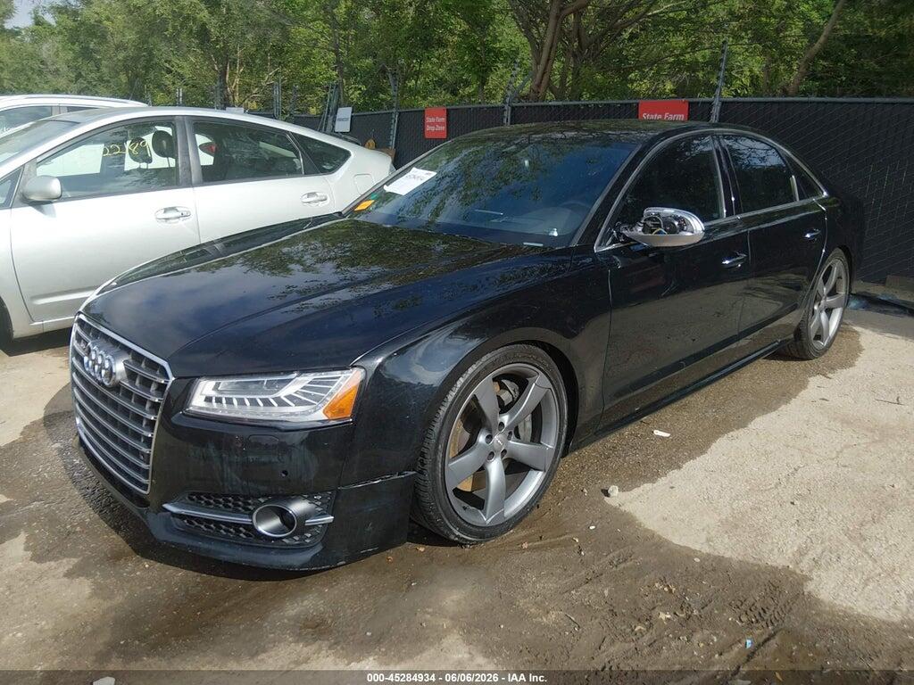 WAUJSAFD0GN009404 2016 AUDI S8 photo no. 2