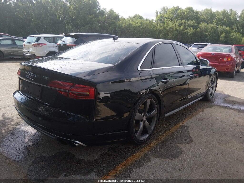 WAUJSAFD0GN009404 2016 AUDI S8 photo no. 4