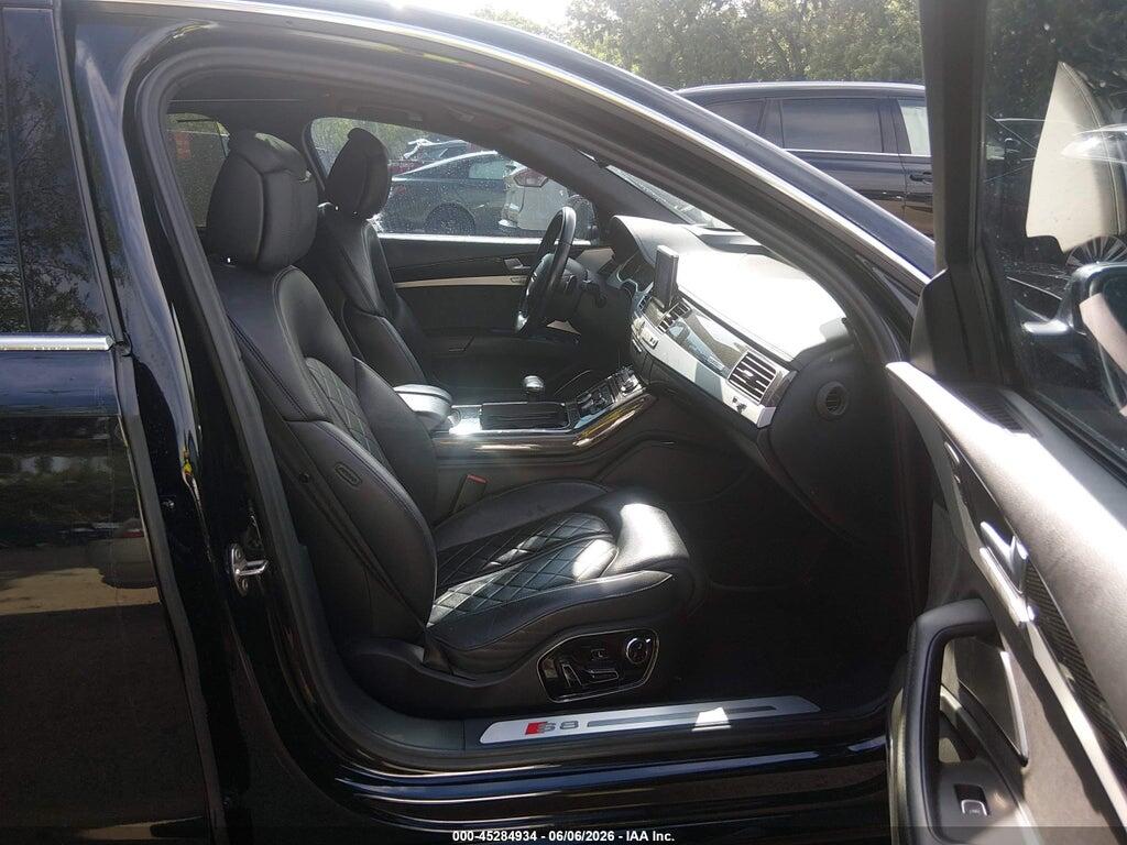WAUJSAFD0GN009404 2016 AUDI S8 photo no. 5