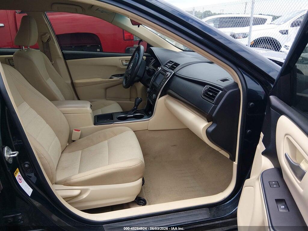 4T1BF1FKXHU445853 2017 TOYOTA CAMRY photo no. 5
